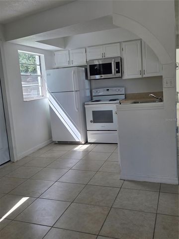 294 VALENCIA AVENUE, Kissimmee, FL 34743