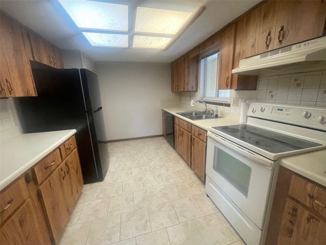 10028 SW 88TH TERRACE, Ocala, FL 34481