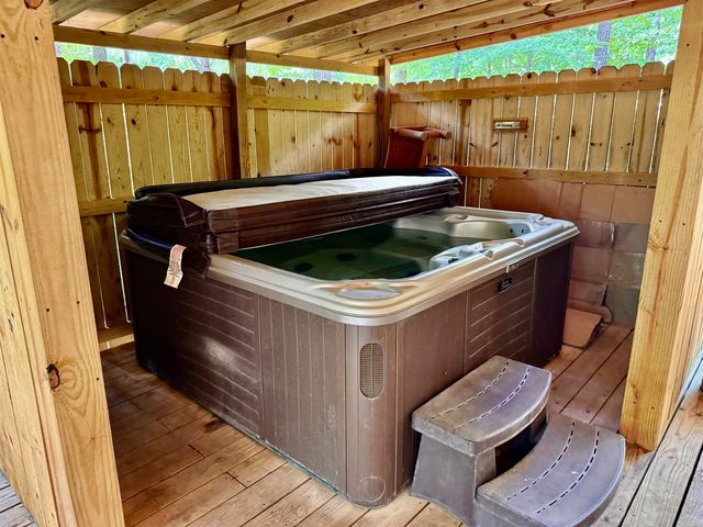 383 Belle Terre Drive, Hot Springs, AR 71913