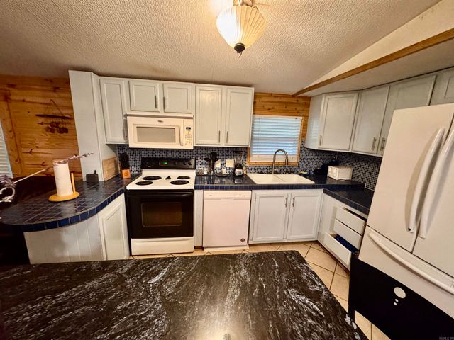 383 Belle Terre Drive, Hot Springs, AR 71913