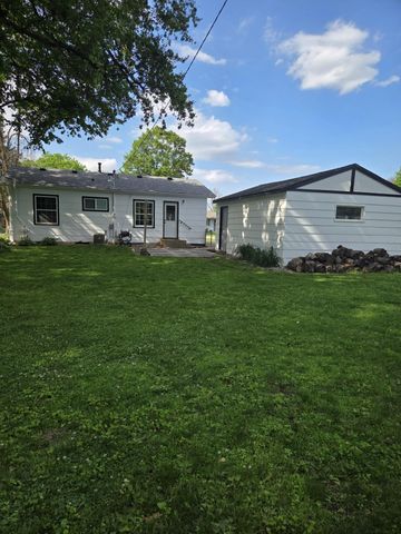 1213 Home Place, Faribault, MN 55021