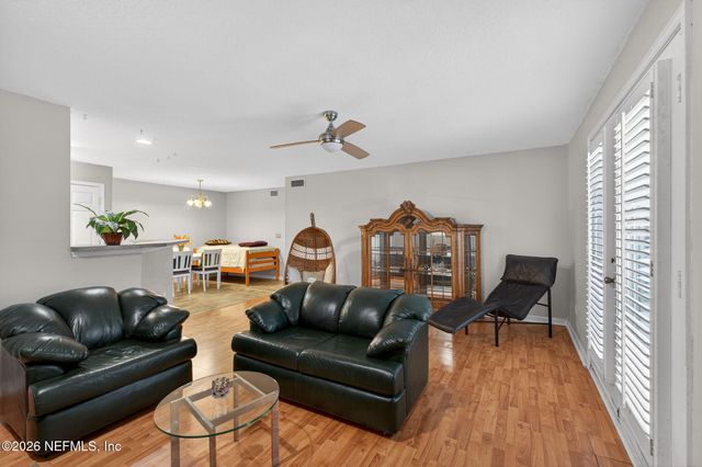 13715 RICHMOND PARK Drive 502, Jacksonville, FL 32224