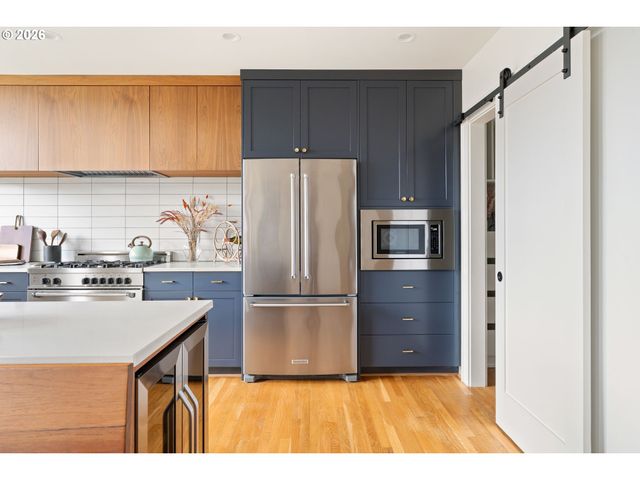 3419 Ne CESAR E CHAVEZ Blvd, Portland, OR 97212