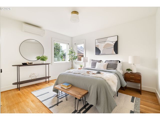 3419 Ne CESAR E CHAVEZ Blvd, Portland, OR 97212