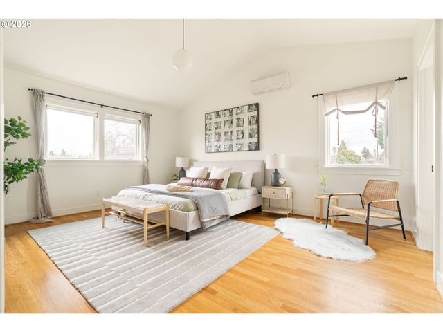 3419 Ne CESAR E CHAVEZ Blvd, Portland, OR 97212