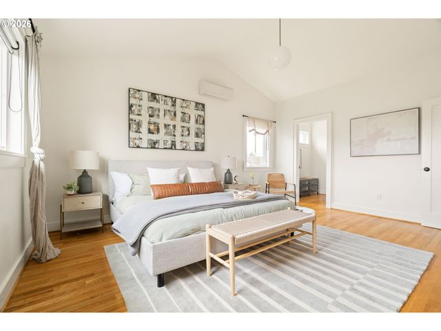 3419 Ne CESAR E CHAVEZ Blvd, Portland, OR 97212