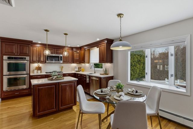 15 Belmont Rd, Wakefield, MA 01880