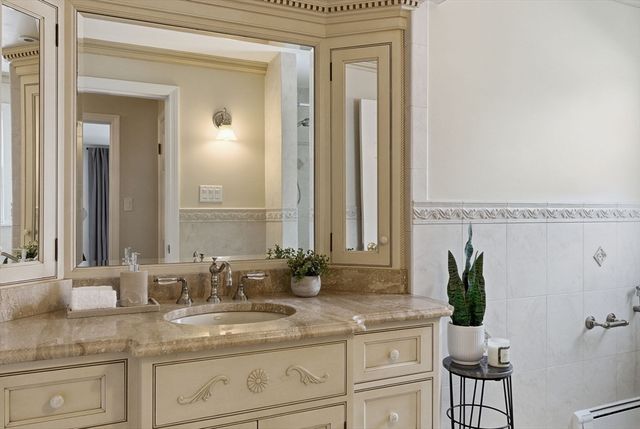 15 Belmont Rd, Wakefield, MA 01880