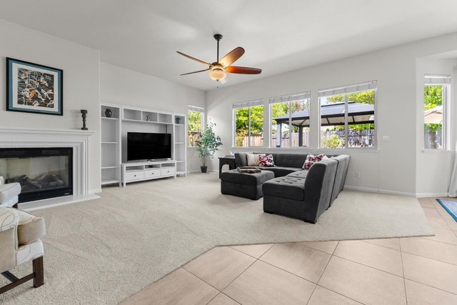 2343 Petruchio Way, Roseville, CA 95661