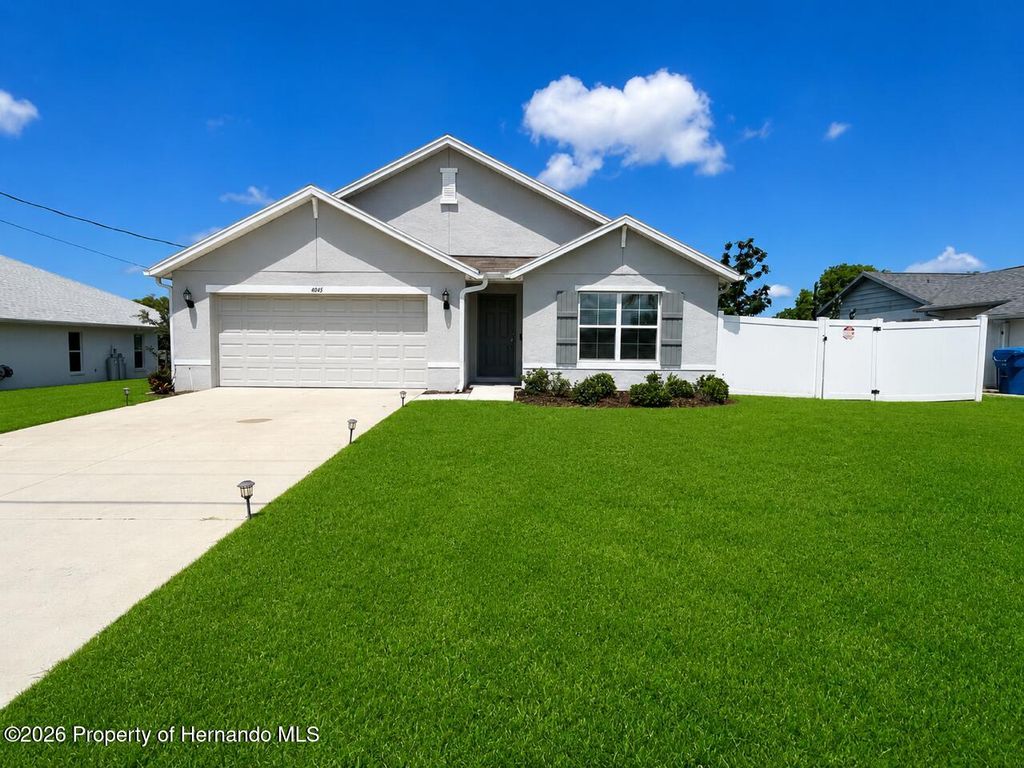 4045 Montano Avenue, Spring Hill, FL 34609