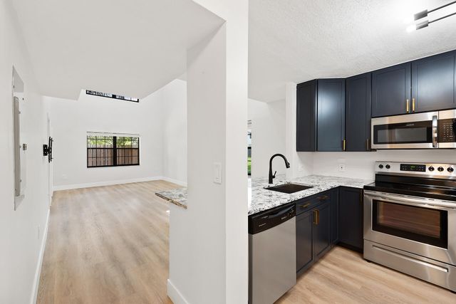 243 City View Drive, Fort Lauderdale, FL 33311