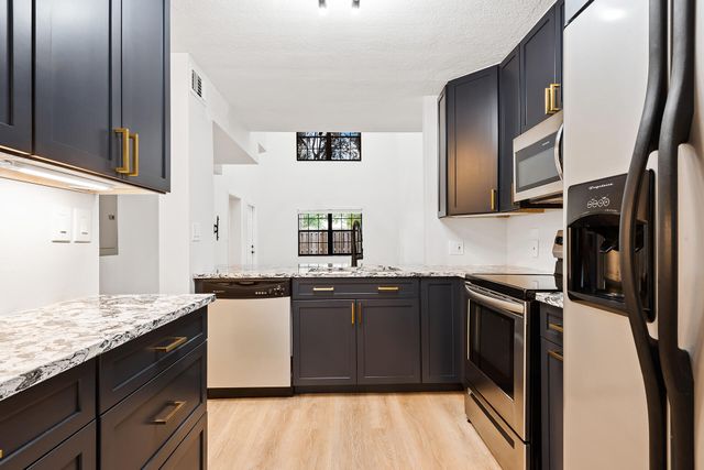 243 City View Drive, Fort Lauderdale, FL 33311