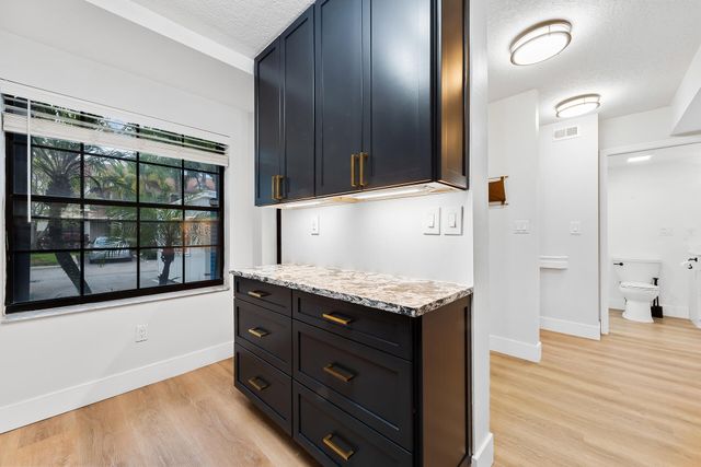 243 City View Drive, Fort Lauderdale, FL 33311