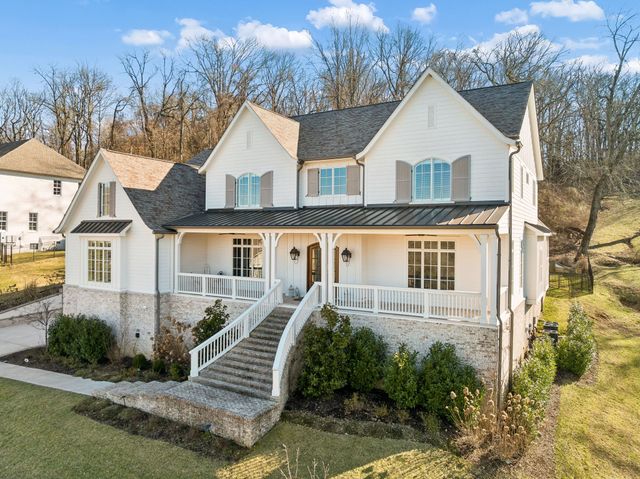 1019 Stockett Dr, Nashville, TN 37221