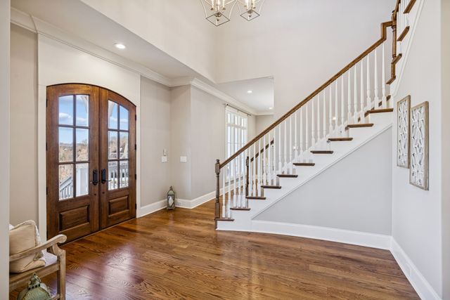 1019 Stockett Dr, Nashville, TN 37221