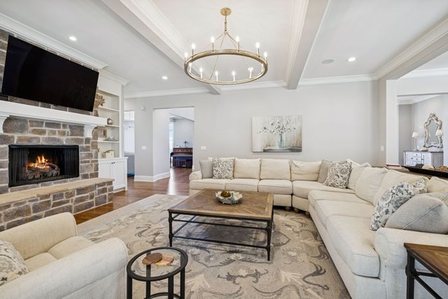 1019 Stockett Dr, Nashville, TN 37221