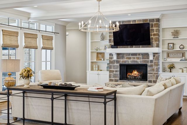 1019 Stockett Dr, Nashville, TN 37221