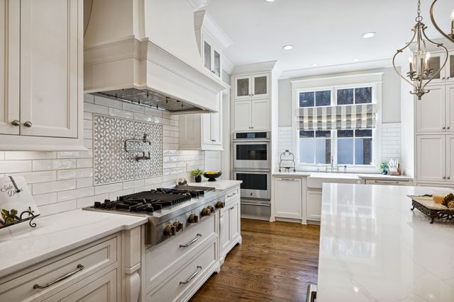 1019 Stockett Dr, Nashville, TN 37221