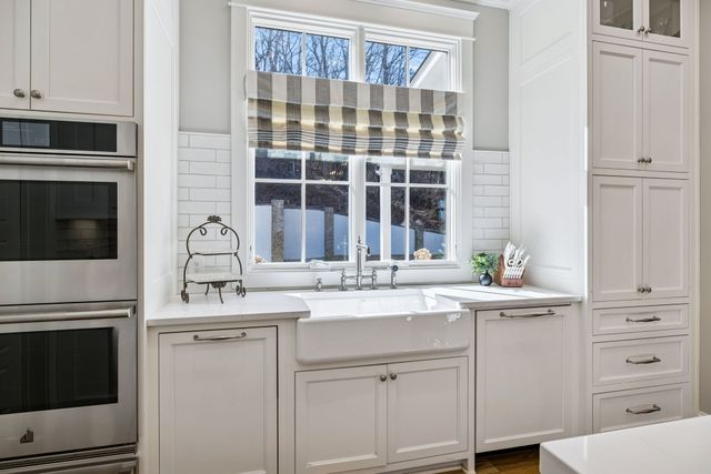 1019 Stockett Dr, Nashville, TN 37221