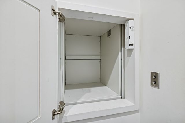 1019 Stockett Dr, Nashville, TN 37221