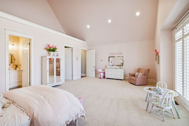 1019 Stockett Dr, Nashville, TN 37221