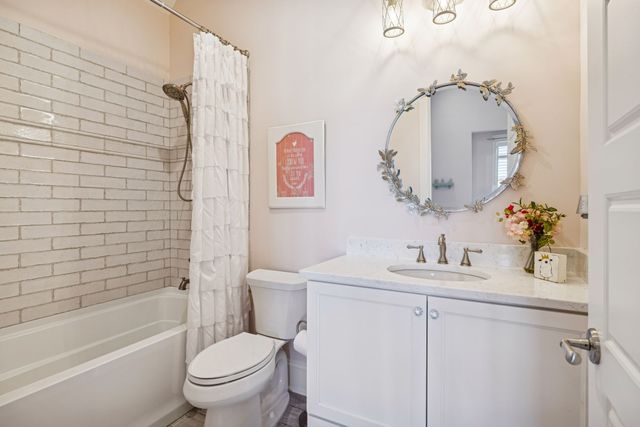 1019 Stockett Dr, Nashville, TN 37221