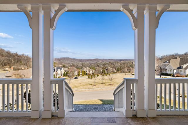 1019 Stockett Dr, Nashville, TN 37221