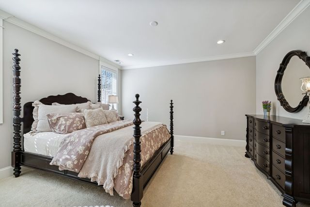 1019 Stockett Dr, Nashville, TN 37221