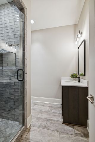 1019 Stockett Dr, Nashville, TN 37221