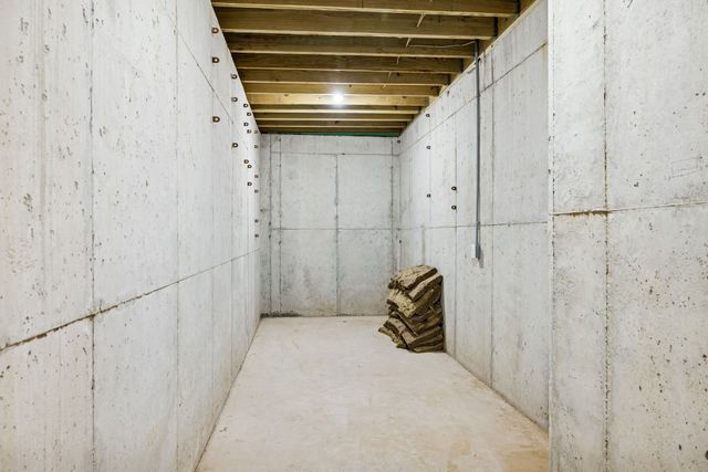 1019 Stockett Dr, Nashville, TN 37221