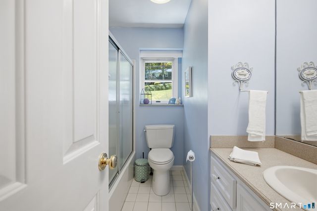 40 Elbow Hill Road, Brookfield, CT 06804