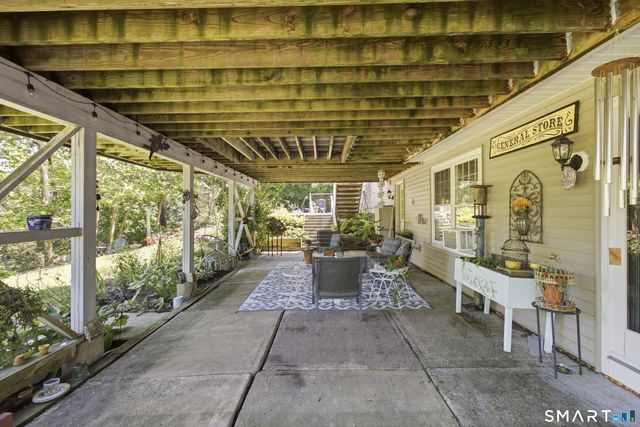 40 Elbow Hill Road, Brookfield, CT 06804