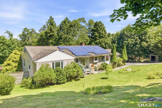 40 Elbow Hill Road, Brookfield, CT 06804