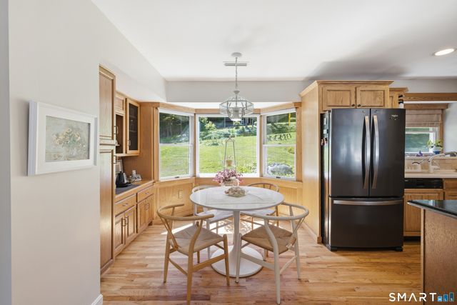 40 Elbow Hill Road, Brookfield, CT 06804