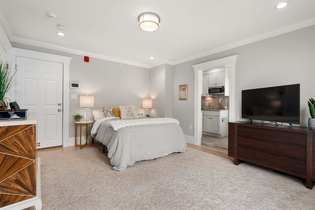 600 Shirley St 11, Winthrop, MA 02152