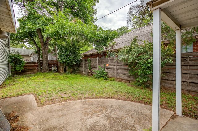 3148 Rogers Avenue 3, Fort Worth, TX 76109