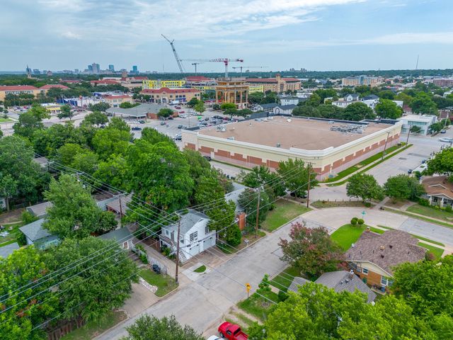3148 Rogers Avenue 3, Fort Worth, TX 76109