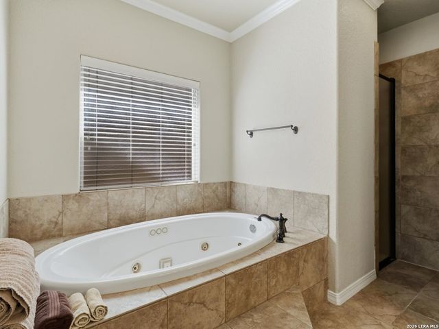 242 English Oaks, Boerne, TX 78006