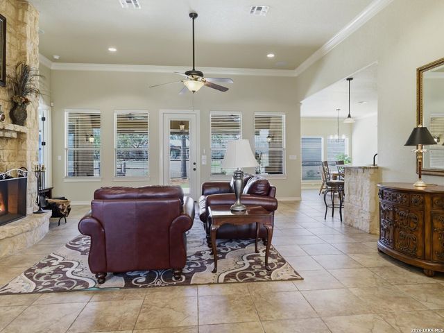 242 English Oaks, Boerne, TX 78006