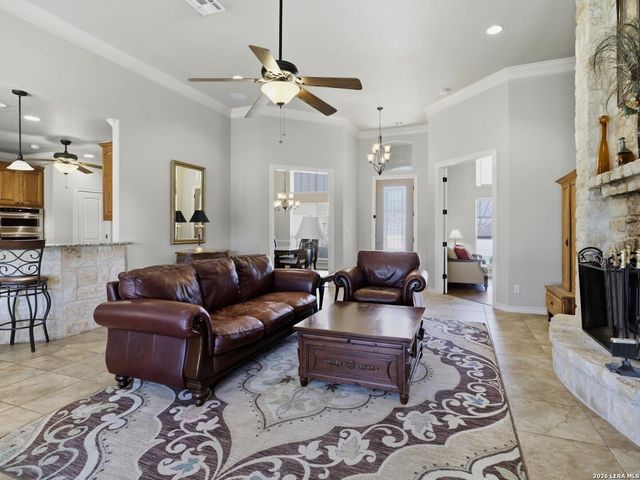 242 English Oaks, Boerne, TX 78006