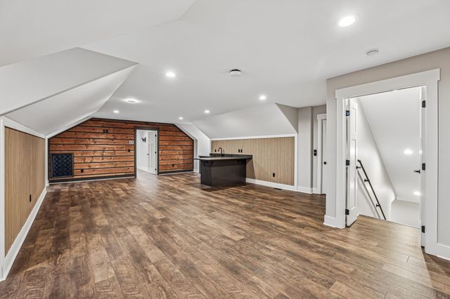 323 Sunset Cove Ln, Winchester, TN 37398