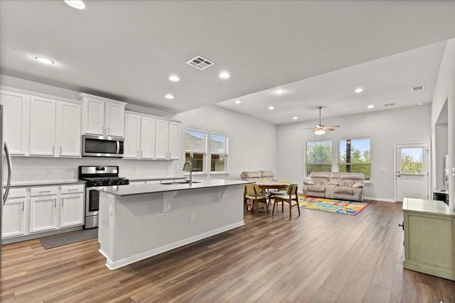 213 Munk LN, Leander, TX 78641