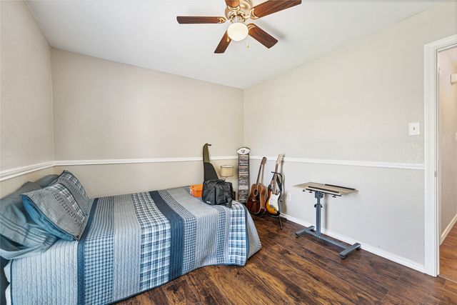 6502 Country Creek Drive, Arlington, TX 76001