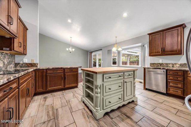 1281 Conestoga Drive, Minden, NV 89423