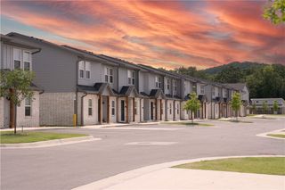 654 N Littleleaf Terrace 21, Fayetteville, AR 72704