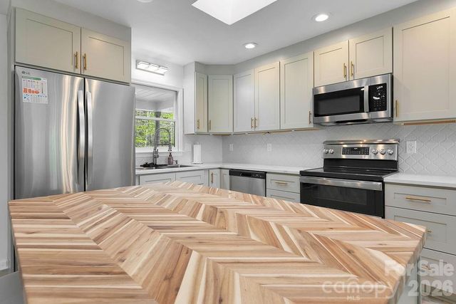 1388 King Road, Pisgah Forest, NC 28768