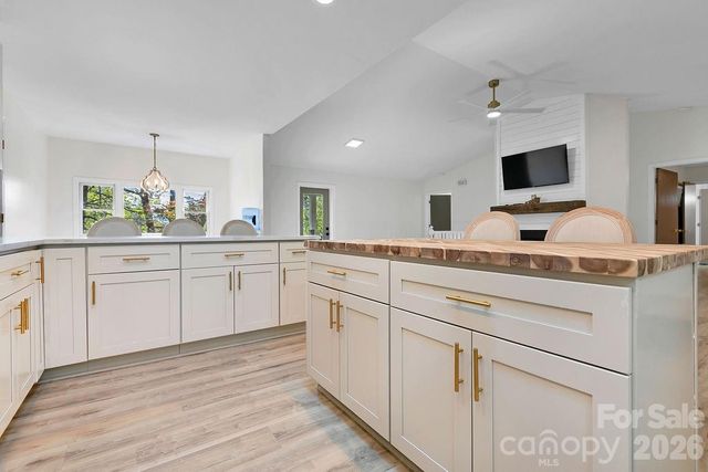 1388 King Road, Pisgah Forest, NC 28768