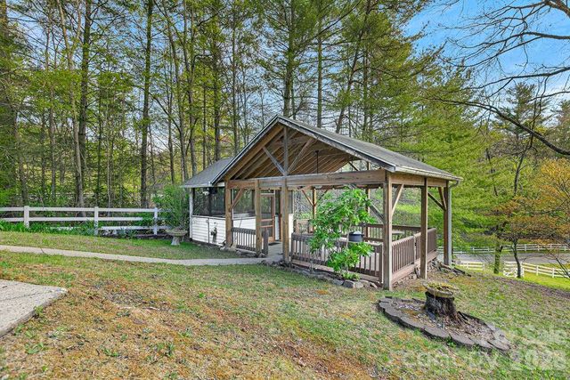 1388 King Road, Pisgah Forest, NC 28768