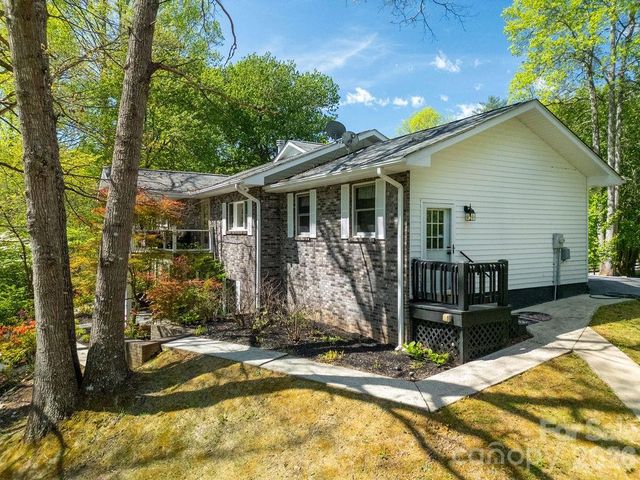 1388 King Road, Pisgah Forest, NC 28768