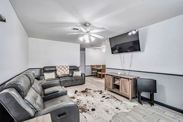 3601 Brentwood Dr, Odessa, TX 79762